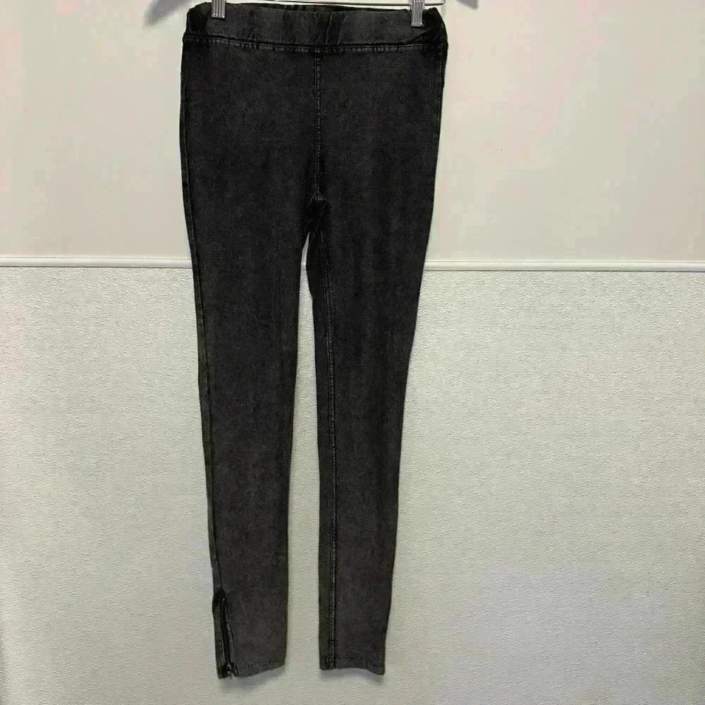 Charlotte Russe Leggings M Gray for Woman with Side Zippers